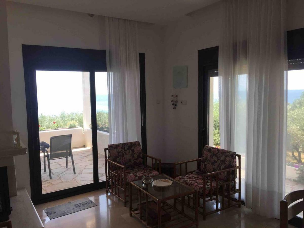 Seaside Vila Platanitis Exterior photo