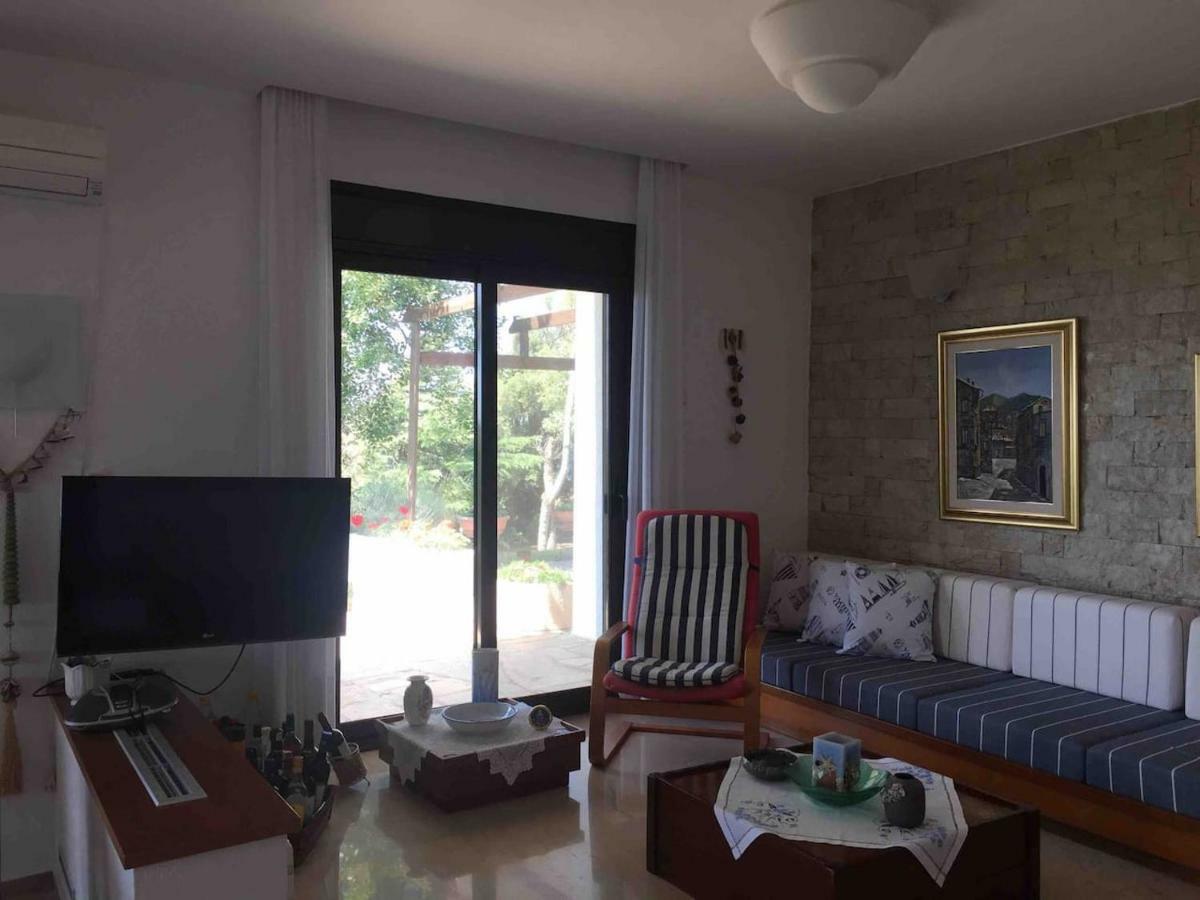 Seaside Vila Platanitis Exterior photo